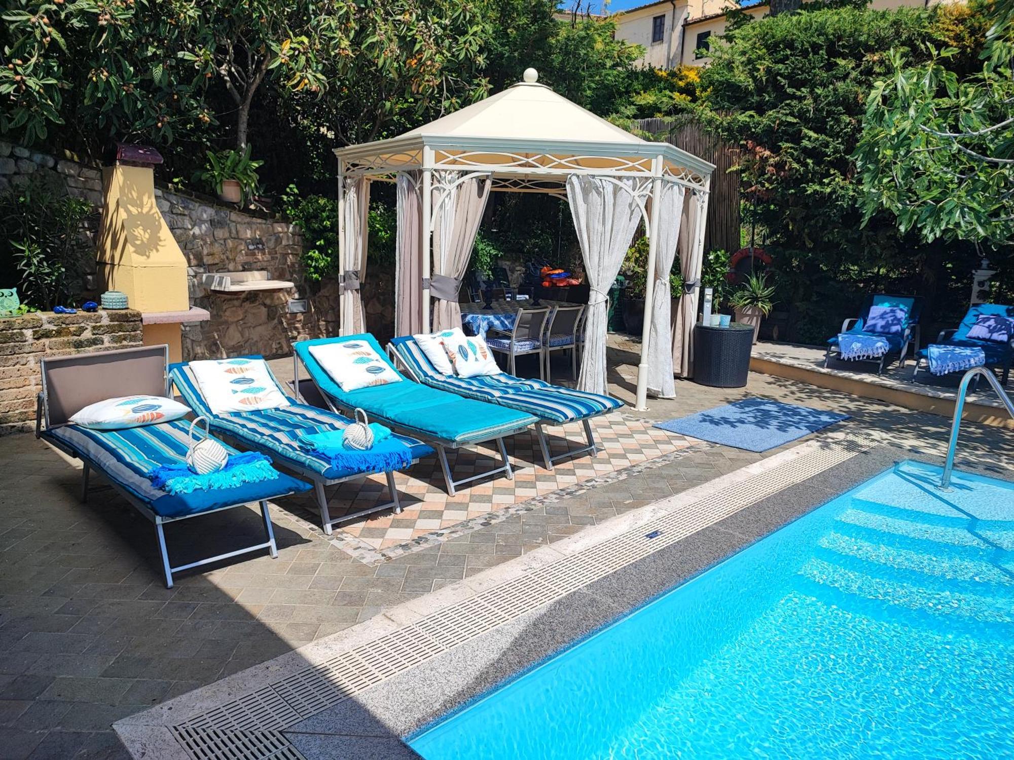 Villa Capo Corso Corsanico-Bargecchia Ngoại thất bức ảnh